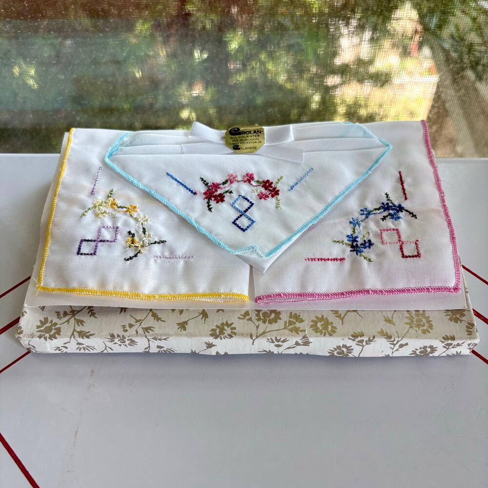 Vintage Rolan Embroidered Handkerchiefs Set of 3 Rolan Boxed Hankies